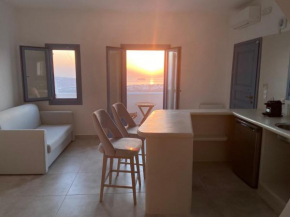 ENA suites Santorini